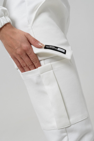 f5b729f8-25e0-4126-ab79-277399b25915