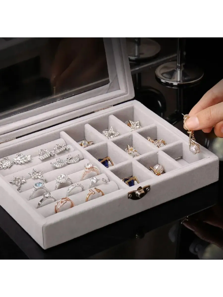 d0caedb8-427b-46e7-9319-70e089b2a408